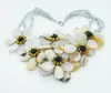 Collier classique ras du cou !! Charme Dame Vintage ! Fleur en pierre naturelle 20"