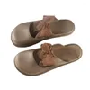 슬리퍼 패션 발가락 반 여자 2023 여름 착용 캐주얼 한 단색 활 평평한 1 발 페달 샌들 신발