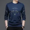 Men's TShirts Spring And Autumn Pullover Sweater Men Loose Casual Round Neck Long Sleeve TShirt Fashion Trend Bottoming Shirt 230110