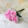 الزهور الزخرفية 4pcs واحدة الوردة الديكور الاصطناعي المنزل العروس اليد عقد زفاف مزيفة 51 سم