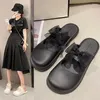 슬리퍼 패션 발가락 반 여자 2023 여름 착용 캐주얼 한 단색 활 평평한 1 발 페달 샌들 신발