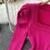Suéteres de mujer Otoño e Invierno Temperamento Retro Camiseta de manga larga Mangas abullonadas para mujer Cuello cuadrado Slim Fit Fondo fino