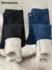 Jeans da donna addensati in lana d'agnello invernale slim caldi oversize 34 foderati in pile pantaloni skinny a matita pantaloni a vita alta elasticizzati 230111