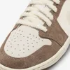 2023 Release Authentic 1 Chaussures Low OG Année du Lapin VOILE / UNIVERSITÉ ROUGE-MARRON Hommes Femmes Baskets De Sport Avec Boîte D'origine Taille 36-46