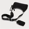 2022 svart nylon axelbudsväska för kvinnor Lyxig handväska Hobo Designer med minificka Märke Crossbody-väska för kvinnor
