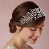 Jóias para cabelos de casamento Ornamentos da noiva da moda Acessórios para a cabeça da coloração de zircão de prata Tiara Coroas 230112