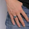 Bröllopsringar Romantiskt rostfritt stål Silverfärg Biker Finger Blue Rhinestone Mens Womens Unisexs Jewelry Christmas Gift US Storlek 7-11