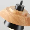 Hanglampen De Noordse moderne minimalistische slaapkamer Kleine kroonluchter Iron Wood Bowl Hall Creatieve persoonlijkheid Macarons Restaurant LED LAMP