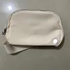 باقة Lu Fanny الفاخرة في كل مكان مصمم حقيبة الحزام بوم صندوق اليوغا حقيبة Bumbag Nylon Womens Mens Outdoor Crossbod