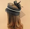 Pinces à cheveux Barrettes Mode Mariage Perle Plume Fascinators Chapeau Pour Femme Noir Blanc Femmes Maille Cocktail Église Fantaisie Voile Casque 230112