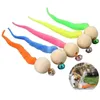 Toys de gato 5pcs brinquedo interativo bola de minhocas com bell engra￧ado balas de bola colorf kitty jogando acess￳rios para animais de estima￧￣o Drop Delivery Home Garden Dhjmy