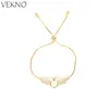 ربط أساور سلسلة Vekno الشخصية الفاخرة Crystal Wing Pendant Femme Golden Silver Silver Bracelet للنساء المجوهرات