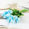 Decoratieve bloemen kransen 2 stks tulpen kunstmatige bloem real touch boeket voor home garen decor bruiloft decoratie nep