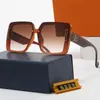 2023 Designer d'été de la mode de soleil pour hommes femme femme complète verres de soleil full cadre avec lettres lunettes de lunettes populaires 6 couleurs avec boîte-cadeau