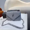 Bolso de viaje de diseñador Keepall bandouliere Bolso acolchado de sarga y vertical Bolso de mano para mujer de costura Detalles exquisitos Mano de obra exquisita