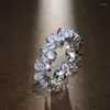 Fedi nuziali Alla moda placcato argento a cerchio completo di cristallo per le donne Brillano bianco CZ intarsio di pietra Anello regalo per gioielli di moda