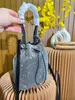 Mini bucket bag Top luxury designer messenger bag handbag Women's fashion diamond handbag Wholesale detachable shoulder strap Folding gift box packaging