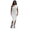 Summer Ribbed Dress Women Spring Bodycon Dresses Sexig diagonal krage delad l￥ng kl￤nning solid ￤rml￶sa mager kl￤nningar nattklubb party slitage 9182