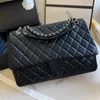 Vintage Jumbo Flap Quilted Airport Bags Black Genuine Leather Lager Capacity Designer Handbags Purse Silver Metal Hardware Multi Pochette Wallets Sacoche 35cm