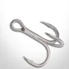 Fishing Hooks 100pcs 3x Strengthen Treble With Feather Blood Trough Fishhooks Tackle Accessary Metal Jig Assist 230113