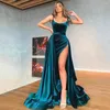 Party Dresses Funyue Elegant Scoop Neckline Prom Dress 2023 Sexy Spagheti Straps High Split Evening Gown A-Line Velvet Vestido De Festa