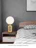 Tafellampen moderne led bureau lamp Noordelijke glazen balverlichting gouden zwart luxe bed creatieve minimalistische slaapkamer decoratie lampara