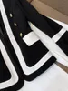 BS170 modernromance Knappe jas metalen feestmerk Gepersonaliseerde ontwerper Double Breasted zwart-wit contrastkleur Slanke hoge kwaliteit pak