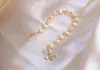 Bracelet Zircon Ms Bee avec incrustation de perles et sens élevé du luxe