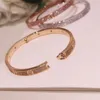 золотые браслеты женский браслет золотой дизайнерский бриллиант роскошные современные материалы ширина ювелирных изделий 7 мм скрытая технология инкрустации браслет с выцветанием женские браслеты