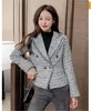 Kurtki damskie Mała kurtka zapachowa Kobiet Autumn 2023 Korean Loose Wild and Winter Tweed Cardigan Ladies Krótka odzież wiejska