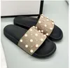 Slide Designer Womens Sandals Slifori da uomo Flip Flip Luxuria ricamo a fondo spesso stampato 35-42