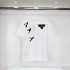 Camiseta casual branca preta para homens camisetas mulheres com cartas de verão masculino mulher designer camiseta de manga curta de mangas curtas