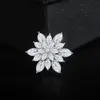 Broches de flores de cor prata de luxo para mulheres de cristal com broche de pino de pino de roupas de roupas de roupas de jóias presentes de jóias