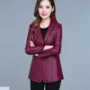 Kvinnor läderrock kvinnor 2023 vår mode koreansk kontor lady short smal röd 6xl plus storlek lång ärm pu jackets feminina n808 faux