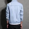 Heren Jackets Lichtblauw Jean Jacket Men 2023 Autumn Fashion Distressed Frayed Long Sleeve gescheurde tiener mannelijke Koreaanse stijl denim jas