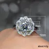 Anneaux de mariage romantique argent plaqué fleur pour les femmes brillent blanc CZ pierre incrustation bijoux de mode délicat mariée bandes anneau