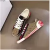 Der neueste Verkauf Herrenschuh Retro Low-Top-Druck Sneakers Design Mesh Pull-on Luxury Ladies Mode atmungsfreie Freizeitschuhe Rh9296