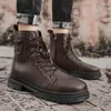 Botas para hombre Moda de nieve Zapatos de plataforma de cuero natural Botas de tobillo de vaquero Masculinas Zapatos Hombre Felpa cálida