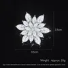 Luxus Silber Farbe Blume Broschen für Frauen Kristall Schnee Brosche Pin Mantel Anzug Kleidung Zubehör Schmuck Geschenk