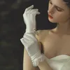 Coiffures Gants De Mariage Blanc Court Satin Dentelle Robe De Mariée Accessoires De Soirée