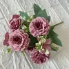 Dekorativa blommor Silkimitation Ruyi Rose House Tea bord sovrum blommor arrangemang dekoration brun röda vita rosor bukett konstgjorda