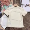 キッズブランド Tシャツ夏の Tシャツトップス赤ちゃん男の子女の子手紙プリント半袖 Tシャツデザイナー子供服