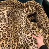 Kvinnors jackor netto rött retro leopardtryck plus sammet tjock denim kort jacka kvinnlig koreansk version lös sömning 2023 vinter