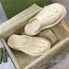 Designer tofflor kvinnor plattform perforerade g sandaler skor skum sandal strand glider kvinna toffel 0012