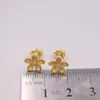 Boucles d'Oreilles AU750 Réel Pur Or Jaune 18K Hommes Femmes Cadeau Lucky Flower 1.4-1.5g