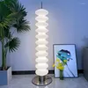 Lámparas de pie Lámpara Sala de estar Sofá Dormitorio lateral Nórdico Ins Viento Iluminación creativa Decoración Internet Celebridad Atmósfera Calabaza