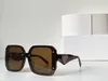 Óculos de sol femininos para homens homens de sol, estilo de moda masculina protege os olhos lentes UV400 com caixa aleatória e estojo 103xv