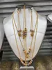 Серьги ожерелья устанавливают высококачественный темперамент невесты 24k арабские ювелирные изделия на настоящие золотые свадебные браслеты.