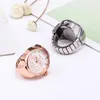 Montres-bracelets Rose Or Cadran Quartz Analogique Montre Creative Acier Cool Élastique Bague Femmes Hommes Unisexe Relogio Pour Les Anniversaires