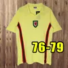 Équipe nationale du Pays de Galles Retro Mens Soccer Jerseys SAUNDERS WILSON SPEED GIGGS HUGHES Accueil Rouge Chemises de football à manches courtes Uniformes 02 03 15 16 76 79 90 92 94 95 96 98 1982